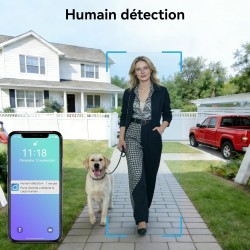 Détection humaine par caméra de visiophone Wi-Fi avec notification sur smartphone devant une maison